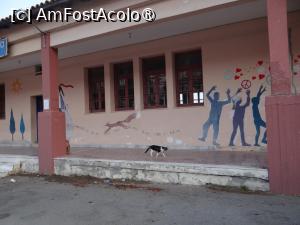 [P04] Scoala din Koroni » foto by baby eyes
 - 
<span class="allrVoted glyphicon glyphicon-heart hidden" id="av1414145"></span>
<a class="m-l-10 hidden" id="sv1414145" onclick="voting_Foto_DelVot(,1414145,28459)" role="button">șterge vot <span class="glyphicon glyphicon-remove"></span></a>
<a id="v91414145" class=" c-red"  onclick="voting_Foto_SetVot(1414145)" role="button"><span class="glyphicon glyphicon-heart-empty"></span> <b>LIKE</b> = Votează poza</a> <img class="hidden"  id="f1414145W9" src="/imagini/loader.gif" border="0" /><span class="AjErrMes hidden" id="e1414145ErM"></span>