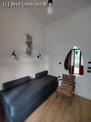 [P18] Camera 306; living » foto by crismis
 - 
<span class="allrVoted glyphicon glyphicon-heart hidden" id="av1416810"></span>
<a class="m-l-10 hidden" id="sv1416810" onclick="voting_Foto_DelVot(,1416810,28484)" role="button">șterge vot <span class="glyphicon glyphicon-remove"></span></a>
<a id="v91416810" class=" c-red"  onclick="voting_Foto_SetVot(1416810)" role="button"><span class="glyphicon glyphicon-heart-empty"></span> <b>LIKE</b> = Votează poza</a> <img class="hidden"  id="f1416810W9" src="/imagini/loader.gif" border="0" /><span class="AjErrMes hidden" id="e1416810ErM"></span>