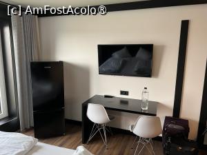 [P07] Camra - TV, frigider si un birou » foto by Trank
 - 
<span class="allrVoted glyphicon glyphicon-heart hidden" id="av1416893"></span>
<a class="m-l-10 hidden" id="sv1416893" onclick="voting_Foto_DelVot(,1416893,28485)" role="button">șterge vot <span class="glyphicon glyphicon-remove"></span></a>
<a id="v91416893" class=" c-red"  onclick="voting_Foto_SetVot(1416893)" role="button"><span class="glyphicon glyphicon-heart-empty"></span> <b>LIKE</b> = Votează poza</a> <img class="hidden"  id="f1416893W9" src="/imagini/loader.gif" border="0" /><span class="AjErrMes hidden" id="e1416893ErM"></span>