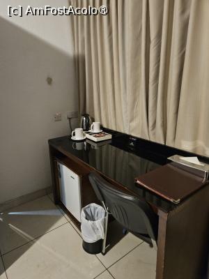 [P10] camera de hotel » foto by robert
 - 
<span class="allrVoted glyphicon glyphicon-heart hidden" id="av1417248"></span>
<a class="m-l-10 hidden" id="sv1417248" onclick="voting_Foto_DelVot(,1417248,28488)" role="button">șterge vot <span class="glyphicon glyphicon-remove"></span></a>
<a id="v91417248" class=" c-red"  onclick="voting_Foto_SetVot(1417248)" role="button"><span class="glyphicon glyphicon-heart-empty"></span> <b>LIKE</b> = Votează poza</a> <img class="hidden"  id="f1417248W9" src="/imagini/loader.gif" border="0" /><span class="AjErrMes hidden" id="e1417248ErM"></span>