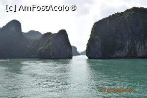 [P02] Vietnam - Halong Bay , o minune a naturi » foto by Pușcașu Marin
 - 
<span class="allrVoted glyphicon glyphicon-heart hidden" id="av1421046"></span>
<a class="m-l-10 hidden" id="sv1421046" onclick="voting_Foto_DelVot(,1421046,28508)" role="button">șterge vot <span class="glyphicon glyphicon-remove"></span></a>
<a id="v91421046" class=" c-red"  onclick="voting_Foto_SetVot(1421046)" role="button"><span class="glyphicon glyphicon-heart-empty"></span> <b>LIKE</b> = Votează poza</a> <img class="hidden"  id="f1421046W9" src="/imagini/loader.gif" border="0" /><span class="AjErrMes hidden" id="e1421046ErM"></span>