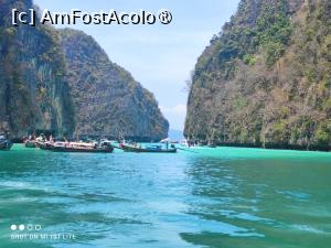 [P38] Thailanda - Phuket , în excursie la Phi Phi Island am dat de Pileh Lagoon » foto by Pușcașu Marin
 - 
<span class="allrVoted glyphicon glyphicon-heart hidden" id="av1421094"></span>
<a class="m-l-10 hidden" id="sv1421094" onclick="voting_Foto_DelVot(,1421094,28508)" role="button">șterge vot <span class="glyphicon glyphicon-remove"></span></a>
<a id="v91421094" class=" c-red"  onclick="voting_Foto_SetVot(1421094)" role="button"><span class="glyphicon glyphicon-heart-empty"></span> <b>LIKE</b> = Votează poza</a> <img class="hidden"  id="f1421094W9" src="/imagini/loader.gif" border="0" /><span class="AjErrMes hidden" id="e1421094ErM"></span>