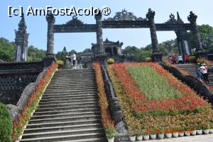 [P05] Vietnam - Hue , Mormântul Împăratului Khai Dinh » foto by Pușcașu Marin
 - 
<span class="allrVoted glyphicon glyphicon-heart hidden" id="av1421049"></span>
<a class="m-l-10 hidden" id="sv1421049" onclick="voting_Foto_DelVot(,1421049,28508)" role="button">șterge vot <span class="glyphicon glyphicon-remove"></span></a>
<a id="v91421049" class=" c-red"  onclick="voting_Foto_SetVot(1421049)" role="button"><span class="glyphicon glyphicon-heart-empty"></span> <b>LIKE</b> = Votează poza</a> <img class="hidden"  id="f1421049W9" src="/imagini/loader.gif" border="0" /><span class="AjErrMes hidden" id="e1421049ErM"></span>