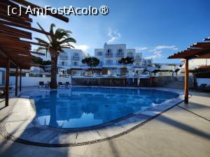 [P10] Poseidon Hotel Suites, din nou piscina » foto by crismis
 - 
<span class="allrVoted glyphicon glyphicon-heart hidden" id="av1421335"></span>
<a class="m-l-10 hidden" id="sv1421335" onclick="voting_Foto_DelVot(,1421335,28509)" role="button">șterge vot <span class="glyphicon glyphicon-remove"></span></a>
<a id="v91421335" class=" c-red"  onclick="voting_Foto_SetVot(1421335)" role="button"><span class="glyphicon glyphicon-heart-empty"></span> <b>LIKE</b> = Votează poza</a> <img class="hidden"  id="f1421335W9" src="/imagini/loader.gif" border="0" /><span class="AjErrMes hidden" id="e1421335ErM"></span>