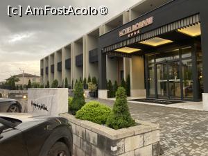 [P54] Hotel Bonvie 4* Sakarya - vedere din parcare » foto by nicole33
 - 
<span class="allrVoted glyphicon glyphicon-heart hidden" id="av1423346"></span>
<a class="m-l-10 hidden" id="sv1423346" onclick="voting_Foto_DelVot(,1423346,28520)" role="button">șterge vot <span class="glyphicon glyphicon-remove"></span></a>
<a id="v91423346" class=" c-red"  onclick="voting_Foto_SetVot(1423346)" role="button"><span class="glyphicon glyphicon-heart-empty"></span> <b>LIKE</b> = Votează poza</a> <img class="hidden"  id="f1423346W9" src="/imagini/loader.gif" border="0" /><span class="AjErrMes hidden" id="e1423346ErM"></span>