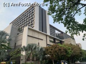 [P01] The Leela Ambience Convention Hotel,fațada » foto by AZE
 - 
<span class="allrVoted glyphicon glyphicon-heart hidden" id="av1424805"></span>
<a class="m-l-10 hidden" id="sv1424805" onclick="voting_Foto_DelVot(,1424805,28533)" role="button">șterge vot <span class="glyphicon glyphicon-remove"></span></a>
<a id="v91424805" class=" c-red"  onclick="voting_Foto_SetVot(1424805)" role="button"><span class="glyphicon glyphicon-heart-empty"></span> <b>LIKE</b> = Votează poza</a> <img class="hidden"  id="f1424805W9" src="/imagini/loader.gif" border="0" /><span class="AjErrMes hidden" id="e1424805ErM"></span>