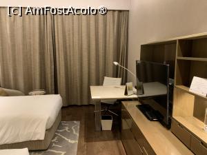 [P36] The Leela Ambience Convention Hotel,cameră » foto by AZE
 - 
<span class="allrVoted glyphicon glyphicon-heart hidden" id="av1424840"></span>
<a class="m-l-10 hidden" id="sv1424840" onclick="voting_Foto_DelVot(,1424840,28533)" role="button">șterge vot <span class="glyphicon glyphicon-remove"></span></a>
<a id="v91424840" class=" c-red"  onclick="voting_Foto_SetVot(1424840)" role="button"><span class="glyphicon glyphicon-heart-empty"></span> <b>LIKE</b> = Votează poza</a> <img class="hidden"  id="f1424840W9" src="/imagini/loader.gif" border="0" /><span class="AjErrMes hidden" id="e1424840ErM"></span>