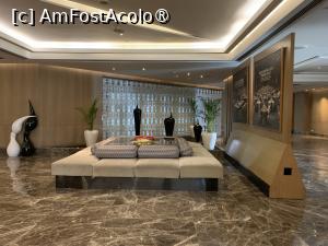[P07] The Leela Ambience Convention Hotel,recepție » foto by AZE
 - 
<span class="allrVoted glyphicon glyphicon-heart hidden" id="av1424811"></span>
<a class="m-l-10 hidden" id="sv1424811" onclick="voting_Foto_DelVot(,1424811,28533)" role="button">șterge vot <span class="glyphicon glyphicon-remove"></span></a>
<a id="v91424811" class=" c-red"  onclick="voting_Foto_SetVot(1424811)" role="button"><span class="glyphicon glyphicon-heart-empty"></span> <b>LIKE</b> = Votează poza</a> <img class="hidden"  id="f1424811W9" src="/imagini/loader.gif" border="0" /><span class="AjErrMes hidden" id="e1424811ErM"></span>
