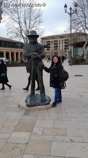 [P26] eu si Cezanne » foto by Yolanda
 - 
<span class="allrVoted glyphicon glyphicon-heart hidden" id="av1427507"></span>
<a class="m-l-10 hidden" id="sv1427507" onclick="voting_Foto_DelVot(,1427507,28549)" role="button">șterge vot <span class="glyphicon glyphicon-remove"></span></a>
<a id="v91427507" class=" c-red"  onclick="voting_Foto_SetVot(1427507)" role="button"><span class="glyphicon glyphicon-heart-empty"></span> <b>LIKE</b> = Votează poza</a> <img class="hidden"  id="f1427507W9" src="/imagini/loader.gif" border="0" /><span class="AjErrMes hidden" id="e1427507ErM"></span>
