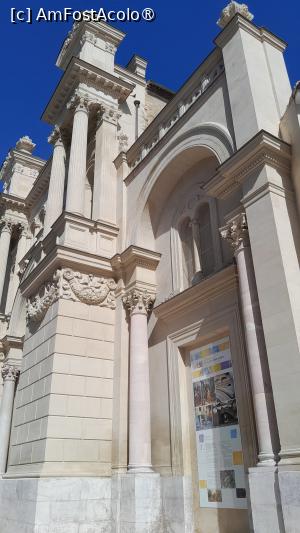 [P20] biserica Sainte Madeleine » foto by Yolanda
 - 
<span class="allrVoted glyphicon glyphicon-heart hidden" id="av1428622"></span>
<a class="m-l-10 hidden" id="sv1428622" onclick="voting_Foto_DelVot(,1428622,28549)" role="button">șterge vot <span class="glyphicon glyphicon-remove"></span></a>
<a id="v91428622" class=" c-red"  onclick="voting_Foto_SetVot(1428622)" role="button"><span class="glyphicon glyphicon-heart-empty"></span> <b>LIKE</b> = Votează poza</a> <img class="hidden"  id="f1428622W9" src="/imagini/loader.gif" border="0" /><span class="AjErrMes hidden" id="e1428622ErM"></span>