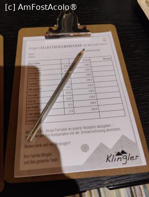 [P30] Klingler Hotel; lobby; prețuri minibar » foto by crismis
 - 
<span class="allrVoted glyphicon glyphicon-heart hidden" id="av1428303"></span>
<a class="m-l-10 hidden" id="sv1428303" onclick="voting_Foto_DelVot(,1428303,28553)" role="button">șterge vot <span class="glyphicon glyphicon-remove"></span></a>
<a id="v91428303" class=" c-red"  onclick="voting_Foto_SetVot(1428303)" role="button"><span class="glyphicon glyphicon-heart-empty"></span> <b>LIKE</b> = Votează poza</a> <img class="hidden"  id="f1428303W9" src="/imagini/loader.gif" border="0" /><span class="AjErrMes hidden" id="e1428303ErM"></span>
