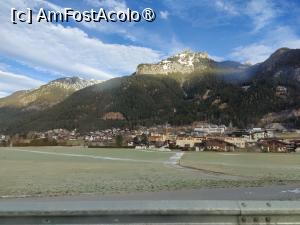 [P40] Pe drum spre lacul Achensee » foto by crismis
 - 
<span class="allrVoted glyphicon glyphicon-heart hidden" id="av1428313"></span>
<a class="m-l-10 hidden" id="sv1428313" onclick="voting_Foto_DelVot(,1428313,28553)" role="button">șterge vot <span class="glyphicon glyphicon-remove"></span></a>
<a id="v91428313" class=" c-red"  onclick="voting_Foto_SetVot(1428313)" role="button"><span class="glyphicon glyphicon-heart-empty"></span> <b>LIKE</b> = Votează poza</a> <img class="hidden"  id="f1428313W9" src="/imagini/loader.gif" border="0" /><span class="AjErrMes hidden" id="e1428313ErM"></span>