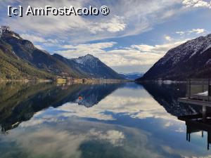 [P46] Lacul Achensee » foto by crismis
 - 
<span class="allrVoted glyphicon glyphicon-heart hidden" id="av1428319"></span>
<a class="m-l-10 hidden" id="sv1428319" onclick="voting_Foto_DelVot(,1428319,28553)" role="button">șterge vot <span class="glyphicon glyphicon-remove"></span></a>
<a id="v91428319" class=" c-red"  onclick="voting_Foto_SetVot(1428319)" role="button"><span class="glyphicon glyphicon-heart-empty"></span> <b>LIKE</b> = Votează poza</a> <img class="hidden"  id="f1428319W9" src="/imagini/loader.gif" border="0" /><span class="AjErrMes hidden" id="e1428319ErM"></span>