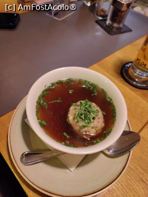 [P06] Cafe-Restaurant Klingler; supă tiroleză cu perișoară » foto by crismis
 - 
<span class="allrVoted glyphicon glyphicon-heart hidden" id="av1428329"></span>
<a class="m-l-10 hidden" id="sv1428329" onclick="voting_Foto_DelVot(,1428329,28555)" role="button">șterge vot <span class="glyphicon glyphicon-remove"></span></a>
<a id="v91428329" class=" c-red"  onclick="voting_Foto_SetVot(1428329)" role="button"><span class="glyphicon glyphicon-heart-empty"></span> <b>LIKE</b> = Votează poza</a> <img class="hidden"  id="f1428329W9" src="/imagini/loader.gif" border="0" /><span class="AjErrMes hidden" id="e1428329ErM"></span>