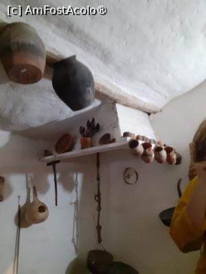 [P21] Unelte expuse în gârlici » foto by Michi
 - 
<span class="allrVoted glyphicon glyphicon-heart hidden" id="av1429806"></span>
<a class="m-l-10 hidden" id="sv1429806" onclick="voting_Foto_DelVot(,1429806,28578)" role="button">șterge vot <span class="glyphicon glyphicon-remove"></span></a>
<a id="v91429806" class=" c-red"  onclick="voting_Foto_SetVot(1429806)" role="button"><span class="glyphicon glyphicon-heart-empty"></span> <b>LIKE</b> = Votează poza</a> <img class="hidden"  id="f1429806W9" src="/imagini/loader.gif" border="0" /><span class="AjErrMes hidden" id="e1429806ErM"></span>