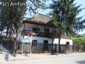 [P01] Pucioasa - Muzeul de Etnografie. Vedere din stradă. » foto by iulianic
 - 
<span class="allrVoted glyphicon glyphicon-heart hidden" id="av1435542"></span>
<a class="m-l-10 hidden" id="sv1435542" onclick="voting_Foto_DelVot(,1435542,28622)" role="button">șterge vot <span class="glyphicon glyphicon-remove"></span></a>
<a id="v91435542" class=" c-red"  onclick="voting_Foto_SetVot(1435542)" role="button"><span class="glyphicon glyphicon-heart-empty"></span> <b>LIKE</b> = Votează poza</a> <img class="hidden"  id="f1435542W9" src="/imagini/loader.gif" border="0" /><span class="AjErrMes hidden" id="e1435542ErM"></span>