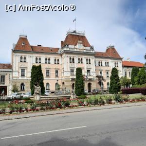 [P37] Odorheiu Secuiesc, Primăria foarte aproape de cazare, undeva în dreapta » foto by mprofeanu
 - 
<span class="allrVoted glyphicon glyphicon-heart hidden" id="av1436794"></span>
<a class="m-l-10 hidden" id="sv1436794" onclick="voting_Foto_DelVot(,1436794,28629)" role="button">șterge vot <span class="glyphicon glyphicon-remove"></span></a>
<a id="v91436794" class=" c-red"  onclick="voting_Foto_SetVot(1436794)" role="button"><span class="glyphicon glyphicon-heart-empty"></span> <b>LIKE</b> = Votează poza</a> <img class="hidden"  id="f1436794W9" src="/imagini/loader.gif" border="0" /><span class="AjErrMes hidden" id="e1436794ErM"></span>