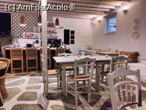 [P52] Veranda Tinos » foto by crismis
 - 
<span class="allrVoted glyphicon glyphicon-heart hidden" id="av1473079"></span>
<a class="m-l-10 hidden" id="sv1473079" onclick="voting_Foto_DelVot(,1473079,28841)" role="button">șterge vot <span class="glyphicon glyphicon-remove"></span></a>
<a id="v91473079" class=" c-red"  onclick="voting_Foto_SetVot(1473079)" role="button"><span class="glyphicon glyphicon-heart-empty"></span> <b>LIKE</b> = Votează poza</a> <img class="hidden"  id="f1473079W9" src="/imagini/loader.gif" border="0" /><span class="AjErrMes hidden" id="e1473079ErM"></span>