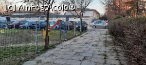[P02] Bârlad, Parcarea blocului C2 cu Apartament Elena » foto by mprofeanu
 - 
<span class="allrVoted glyphicon glyphicon-heart hidden" id="av1477614"></span>
<a class="m-l-10 hidden" id="sv1477614" onclick="voting_Foto_DelVot(,1477614,28944)" role="button">șterge vot <span class="glyphicon glyphicon-remove"></span></a>
<a id="v91477614" class=" c-red"  onclick="voting_Foto_SetVot(1477614)" role="button"><span class="glyphicon glyphicon-heart-empty"></span> <b>LIKE</b> = Votează poza</a> <img class="hidden"  id="f1477614W9" src="/imagini/loader.gif" border="0" /><span class="AjErrMes hidden" id="e1477614ErM"></span>