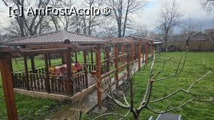 [P36] foișorul atât de util vara » foto by robert
 - 
<span class="allrVoted glyphicon glyphicon-heart hidden" id="av1478578"></span>
<a class="m-l-10 hidden" id="sv1478578" onclick="voting_Foto_DelVot(,1478578,28950)" role="button">șterge vot <span class="glyphicon glyphicon-remove"></span></a>
<a id="v91478578" class=" c-red"  onclick="voting_Foto_SetVot(1478578)" role="button"><span class="glyphicon glyphicon-heart-empty"></span> <b>LIKE</b> = Votează poza</a> <img class="hidden"  id="f1478578W9" src="/imagini/loader.gif" border="0" /><span class="AjErrMes hidden" id="e1478578ErM"></span>