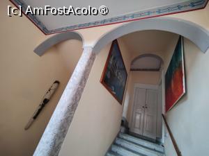 [P15] Epicuro Guest House; pe scări » foto by crismis
 - 
<span class="allrVoted glyphicon glyphicon-heart hidden" id="av1480596"></span>
<a class="m-l-10 hidden" id="sv1480596" onclick="voting_Foto_DelVot(,1480596,28965)" role="button">șterge vot <span class="glyphicon glyphicon-remove"></span></a>
<a id="v91480596" class=" c-red"  onclick="voting_Foto_SetVot(1480596)" role="button"><span class="glyphicon glyphicon-heart-empty"></span> <b>LIKE</b> = Votează poza</a> <img class="hidden"  id="f1480596W9" src="/imagini/loader.gif" border="0" /><span class="AjErrMes hidden" id="e1480596ErM"></span>
