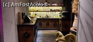 [P10] Cernăuți, Restaurantul Hopachok, Barul cu De toate... » foto by mprofeanu
 - 
<span class="allrVoted glyphicon glyphicon-heart hidden" id="av1480830"></span>
<a class="m-l-10 hidden" id="sv1480830" onclick="voting_Foto_DelVot(,1480830,28966)" role="button">șterge vot <span class="glyphicon glyphicon-remove"></span></a>
<a id="v91480830" class=" c-red"  onclick="voting_Foto_SetVot(1480830)" role="button"><span class="glyphicon glyphicon-heart-empty"></span> <b>LIKE</b> = Votează poza</a> <img class="hidden"  id="f1480830W9" src="/imagini/loader.gif" border="0" /><span class="AjErrMes hidden" id="e1480830ErM"></span>