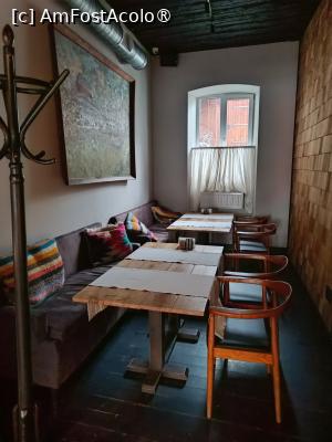 [P21] Cernăuți, Restaurantul Hopachok, Rezerva goală, era prea devreme pentru cină... » foto by mprofeanu
 - 
<span class="allrVoted glyphicon glyphicon-heart hidden" id="av1480841"></span>
<a class="m-l-10 hidden" id="sv1480841" onclick="voting_Foto_DelVot(,1480841,28966)" role="button">șterge vot <span class="glyphicon glyphicon-remove"></span></a>
<a id="v91480841" class=" c-red"  onclick="voting_Foto_SetVot(1480841)" role="button"><span class="glyphicon glyphicon-heart-empty"></span> <b>LIKE</b> = Votează poza</a> <img class="hidden"  id="f1480841W9" src="/imagini/loader.gif" border="0" /><span class="AjErrMes hidden" id="e1480841ErM"></span>