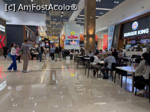 [P01] Hardees Dubai Mall,zona de food court » foto by AZE
 - 
<span class="allrVoted glyphicon glyphicon-heart hidden" id="av1487460"></span>
<a class="m-l-10 hidden" id="sv1487460" onclick="voting_Foto_DelVot(,1487460,28992)" role="button">șterge vot <span class="glyphicon glyphicon-remove"></span></a>
<a id="v91487460" class=" c-red"  onclick="voting_Foto_SetVot(1487460)" role="button"><span class="glyphicon glyphicon-heart-empty"></span> <b>LIKE</b> = Votează poza</a> <img class="hidden"  id="f1487460W9" src="/imagini/loader.gif" border="0" /><span class="AjErrMes hidden" id="e1487460ErM"></span>