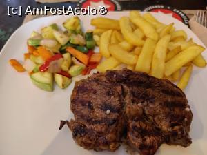 [P40] Barbacana Bar & Grill; ceva vită foarte bună » foto by crismis
 - 
<span class="allrVoted glyphicon glyphicon-heart hidden" id="av1484888"></span>
<a class="m-l-10 hidden" id="sv1484888" onclick="voting_Foto_DelVot(,1484888,29000)" role="button">șterge vot <span class="glyphicon glyphicon-remove"></span></a>
<a id="v91484888" class=" c-red"  onclick="voting_Foto_SetVot(1484888)" role="button"><span class="glyphicon glyphicon-heart-empty"></span> <b>LIKE</b> = Votează poza</a> <img class="hidden"  id="f1484888W9" src="/imagini/loader.gif" border="0" /><span class="AjErrMes hidden" id="e1484888ErM"></span>