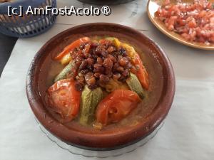 [P07] Restaurant Volubilis » foto by adso
 - 
<span class="allrVoted glyphicon glyphicon-heart hidden" id="av1494379"></span>
<a class="m-l-10 hidden" id="sv1494379" onclick="voting_Foto_DelVot(,1494379,29084)" role="button">șterge vot <span class="glyphicon glyphicon-remove"></span></a>
<a id="v91494379" class=" c-red"  onclick="voting_Foto_SetVot(1494379)" role="button"><span class="glyphicon glyphicon-heart-empty"></span> <b>LIKE</b> = Votează poza</a> <img class="hidden"  id="f1494379W9" src="/imagini/loader.gif" border="0" /><span class="AjErrMes hidden" id="e1494379ErM"></span>
