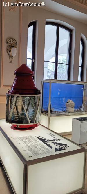 [P05] Sistem optic al unui far. » foto by tata123 🔱
 - 
<span class="allrVoted glyphicon glyphicon-heart hidden" id="av1516046"></span>
<a class="m-l-10 hidden" id="sv1516046" onclick="voting_Foto_DelVot(,1516046,29149)" role="button">șterge vot <span class="glyphicon glyphicon-remove"></span></a>
<a id="v91516046" class=" c-red"  onclick="voting_Foto_SetVot(1516046)" role="button"><span class="glyphicon glyphicon-heart-empty"></span> <b>LIKE</b> = Votează poza</a> <img class="hidden"  id="f1516046W9" src="/imagini/loader.gif" border="0" /><span class="AjErrMes hidden" id="e1516046ErM"></span>