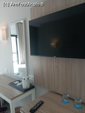 [P05] Tv » foto by Ella Elle
 - 
<span class="allrVoted glyphicon glyphicon-heart hidden" id="av1504048"></span>
<a class="m-l-10 hidden" id="sv1504048" onclick="voting_Foto_DelVot(,1504048,29162)" role="button">șterge vot <span class="glyphicon glyphicon-remove"></span></a>
<a id="v91504048" class=" c-red"  onclick="voting_Foto_SetVot(1504048)" role="button"><span class="glyphicon glyphicon-heart-empty"></span> <b>LIKE</b> = Votează poza</a> <img class="hidden"  id="f1504048W9" src="/imagini/loader.gif" border="0" /><span class="AjErrMes hidden" id="e1504048ErM"></span>