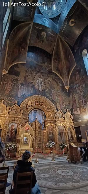 [P18] Interior biserică. » foto by tata123 🔱
 - 
<span class="allrVoted glyphicon glyphicon-heart hidden" id="av1509329"></span>
<a class="m-l-10 hidden" id="sv1509329" onclick="voting_Foto_DelVot(,1509329,29192)" role="button">șterge vot <span class="glyphicon glyphicon-remove"></span></a>
<a id="v91509329" class=" c-red"  onclick="voting_Foto_SetVot(1509329)" role="button"><span class="glyphicon glyphicon-heart-empty"></span> <b>LIKE</b> = Votează poza</a> <img class="hidden"  id="f1509329W9" src="/imagini/loader.gif" border="0" /><span class="AjErrMes hidden" id="e1509329ErM"></span>