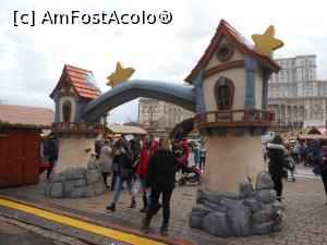 [P02] București - T&acirc;rgul de Crăciun 2022. Intrarea principală. » foto by iulianic
 - 
<span class="allrVoted glyphicon glyphicon-heart hidden" id="av1341626"></span>
<a class="m-l-10 hidden" id="sv1341626" onclick="voting_Foto_DelVot(,1341626,29197)" role="button">șterge vot <span class="glyphicon glyphicon-remove"></span></a>
<a id="v91341626" class=" c-red"  onclick="voting_Foto_SetVot(1341626)" role="button"><span class="glyphicon glyphicon-heart-empty"></span> <b>LIKE</b> = Votează poza</a> <img class="hidden"  id="f1341626W9" src="/imagini/loader.gif" border="0" /><span class="AjErrMes hidden" id="e1341626ErM"></span>