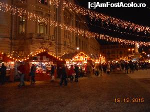 [P40] Târgul de Crăciun - Seara.  » foto by iulianic
 - 
<span class="allrVoted glyphicon glyphicon-heart hidden" id="av700505"></span>
<a class="m-l-10 hidden" id="sv700505" onclick="voting_Foto_DelVot(,700505,29197)" role="button">șterge vot <span class="glyphicon glyphicon-remove"></span></a>
<a id="v9700505" class=" c-red"  onclick="voting_Foto_SetVot(700505)" role="button"><span class="glyphicon glyphicon-heart-empty"></span> <b>LIKE</b> = Votează poza</a> <img class="hidden"  id="f700505W9" src="/imagini/loader.gif" border="0" /><span class="AjErrMes hidden" id="e700505ErM"></span>