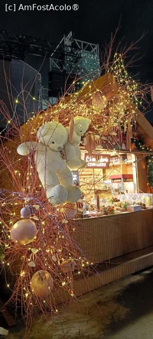 [P10] West Side Christmas Market. » foto by tata123 🔱
 - 
<span class="allrVoted glyphicon glyphicon-heart hidden" id="av1462733"></span>
<a class="m-l-10 hidden" id="sv1462733" onclick="voting_Foto_DelVot(,1462733,29197)" role="button">șterge vot <span class="glyphicon glyphicon-remove"></span></a>
<a id="v91462733" class=" c-red"  onclick="voting_Foto_SetVot(1462733)" role="button"><span class="glyphicon glyphicon-heart-empty"></span> <b>LIKE</b> = Votează poza</a> <img class="hidden"  id="f1462733W9" src="/imagini/loader.gif" border="0" /><span class="AjErrMes hidden" id="e1462733ErM"></span>