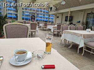 [P15] Sosită de joi, m-am cinstit cu o bere și o cafea » foto by Carmen Ion
 - 
<span class="allrVoted glyphicon glyphicon-heart hidden" id="av1521928"></span>
<a class="m-l-10 hidden" id="sv1521928" onclick="voting_Foto_DelVot(,1521928,29208)" role="button">șterge vot <span class="glyphicon glyphicon-remove"></span></a>
<a id="v91521928" class=" c-red"  onclick="voting_Foto_SetVot(1521928)" role="button"><span class="glyphicon glyphicon-heart-empty"></span> <b>LIKE</b> = Votează poza</a> <img class="hidden"  id="f1521928W9" src="/imagini/loader.gif" border="0" /><span class="AjErrMes hidden" id="e1521928ErM"></span>