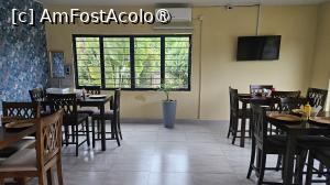 [P23] la restaurant » foto by robert
 - 
<span class="allrVoted glyphicon glyphicon-heart hidden" id="av1511637"></span>
<a class="m-l-10 hidden" id="sv1511637" onclick="voting_Foto_DelVot(,1511637,29210)" role="button">șterge vot <span class="glyphicon glyphicon-remove"></span></a>
<a id="v91511637" class=" c-red"  onclick="voting_Foto_SetVot(1511637)" role="button"><span class="glyphicon glyphicon-heart-empty"></span> <b>LIKE</b> = Votează poza</a> <img class="hidden"  id="f1511637W9" src="/imagini/loader.gif" border="0" /><span class="AjErrMes hidden" id="e1511637ErM"></span>