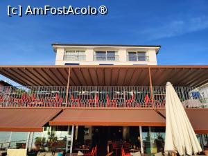 [P42] Vedere de pe terasa-ponton; restaurantul de la etajul 1 și mansarda » foto by crismis
 - 
<span class="allrVoted glyphicon glyphicon-heart hidden" id="av1513932"></span>
<a class="m-l-10 hidden" id="sv1513932" onclick="voting_Foto_DelVot(,1513932,29221)" role="button">șterge vot <span class="glyphicon glyphicon-remove"></span></a>
<a id="v91513932" class=" c-red"  onclick="voting_Foto_SetVot(1513932)" role="button"><span class="glyphicon glyphicon-heart-empty"></span> <b>LIKE</b> = Votează poza</a> <img class="hidden"  id="f1513932W9" src="/imagini/loader.gif" border="0" /><span class="AjErrMes hidden" id="e1513932ErM"></span>