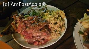 [P12] portiile colegilor » foto by robert
 - 
<span class="allrVoted glyphicon glyphicon-heart hidden" id="av1515380"></span>
<a class="m-l-10 hidden" id="sv1515380" onclick="voting_Foto_DelVot(,1515380,29236)" role="button">șterge vot <span class="glyphicon glyphicon-remove"></span></a>
<a id="v91515380" class=" c-red"  onclick="voting_Foto_SetVot(1515380)" role="button"><span class="glyphicon glyphicon-heart-empty"></span> <b>LIKE</b> = Votează poza</a> <img class="hidden"  id="f1515380W9" src="/imagini/loader.gif" border="0" /><span class="AjErrMes hidden" id="e1515380ErM"></span>