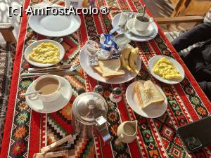 [P22] Luxor, Egipt, Villa Sunrise, Terasa Restaurantului de la etajul 2, Micul dejun suficient pentru noi... » foto by mprofeanu
 - 
<span class="allrVoted glyphicon glyphicon-heart hidden" id="av1520619"></span>
<a class="m-l-10 hidden" id="sv1520619" onclick="voting_Foto_DelVot(,1520619,29277)" role="button">șterge vot <span class="glyphicon glyphicon-remove"></span></a>
<a id="v91520619" class=" c-red"  onclick="voting_Foto_SetVot(1520619)" role="button"><span class="glyphicon glyphicon-heart-empty"></span> <b>LIKE</b> = Votează poza</a> <img class="hidden"  id="f1520619W9" src="/imagini/loader.gif" border="0" /><span class="AjErrMes hidden" id="e1520619ErM"></span>