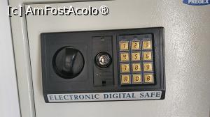 [P11] camera noastră » foto by robert
 - 
<span class="allrVoted glyphicon glyphicon-heart hidden" id="av1523021"></span>
<a class="m-l-10 hidden" id="sv1523021" onclick="voting_Foto_DelVot(,1523021,29283)" role="button">șterge vot <span class="glyphicon glyphicon-remove"></span></a>
<a id="v91523021" class=" c-red"  onclick="voting_Foto_SetVot(1523021)" role="button"><span class="glyphicon glyphicon-heart-empty"></span> <b>LIKE</b> = Votează poza</a> <img class="hidden"  id="f1523021W9" src="/imagini/loader.gif" border="0" /><span class="AjErrMes hidden" id="e1523021ErM"></span>