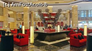 [P17] Hilton Beijing Capital Airport, lobby » foto by elenaadina
 - 
<span class="allrVoted glyphicon glyphicon-heart hidden" id="av1531237"></span>
<a class="m-l-10 hidden" id="sv1531237" onclick="voting_Foto_DelVot(,1531237,29352)" role="button">șterge vot <span class="glyphicon glyphicon-remove"></span></a>
<a id="v91531237" class=" c-red"  onclick="voting_Foto_SetVot(1531237)" role="button"><span class="glyphicon glyphicon-heart-empty"></span> <b>LIKE</b> = Votează poza</a> <img class="hidden"  id="f1531237W9" src="/imagini/loader.gif" border="0" /><span class="AjErrMes hidden" id="e1531237ErM"></span>