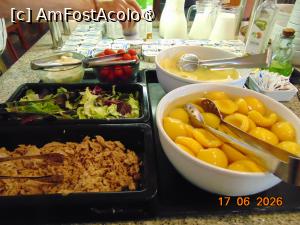 [P29] hotel Tossa de Mar, oferta de mic dejun » foto by Yolanda
 - 
<span class="allrVoted glyphicon glyphicon-heart hidden" id="av1533370"></span>
<a class="m-l-10 hidden" id="sv1533370" onclick="voting_Foto_DelVot(,1533370,29363)" role="button">șterge vot <span class="glyphicon glyphicon-remove"></span></a>
<a id="v91533370" class=" c-red"  onclick="voting_Foto_SetVot(1533370)" role="button"><span class="glyphicon glyphicon-heart-empty"></span> <b>LIKE</b> = Votează poza</a> <img class="hidden"  id="f1533370W9" src="/imagini/loader.gif" border="0" /><span class="AjErrMes hidden" id="e1533370ErM"></span>