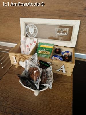 [P17] Kit cafea/ceai. » foto by tata123 🔱
 - 
<span class="allrVoted glyphicon glyphicon-heart hidden" id="av1535005"></span>
<a class="m-l-10 hidden" id="sv1535005" onclick="voting_Foto_DelVot(,1535005,29379)" role="button">șterge vot <span class="glyphicon glyphicon-remove"></span></a>
<a id="v91535005" class=" c-red"  onclick="voting_Foto_SetVot(1535005)" role="button"><span class="glyphicon glyphicon-heart-empty"></span> <b>LIKE</b> = Votează poza</a> <img class="hidden"  id="f1535005W9" src="/imagini/loader.gif" border="0" /><span class="AjErrMes hidden" id="e1535005ErM"></span>