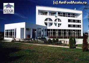 [P01 <small>[FOTO OFICIALĂ, DE PREZENTARE:] </small>]  -- <small>// FĂRĂ DESCRIERE</small>