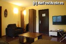 [P16 <small>[FOTO OFICIALĂ, DE PREZENTARE:] </small>] DOTARI SALON