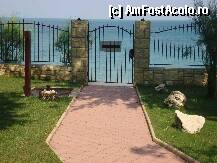 [P08 <small>[FOTO OFICIALĂ, DE PREZENTARE:] </small>] ACCES DIRECT PE PLAJA