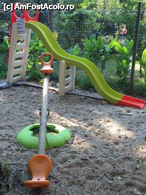 [P07 <small>[FOTO OFICIALĂ, DE PREZENTARE:] </small>]  -- <small>// FĂRĂ DESCRIERE</small>