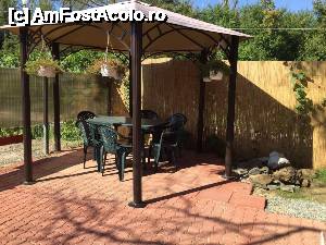 [P09 <small>[FOTO OFICIALĂ, DE PREZENTARE:] </small>]  -- <small>// FĂRĂ DESCRIERE</small>
